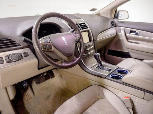 Used 2015 Lincoln MKX FWD w/ Equipment Group 101A image 20