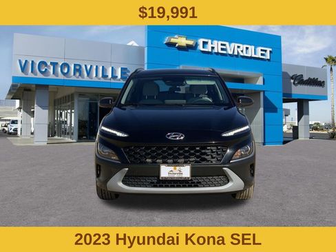 Used 2023 Hyundai Kona SEL AWD/4WD image 2