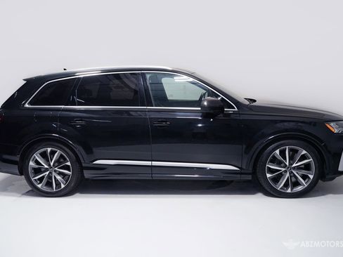 Used 2023 Audi SQ7 Prestige AWD/4WD image 3