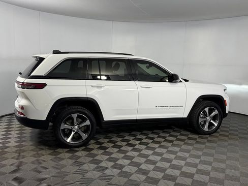 Used 2023 Jeep Grand Cherokee 4WD 4xe w/ Luxury Tech Group II image 7