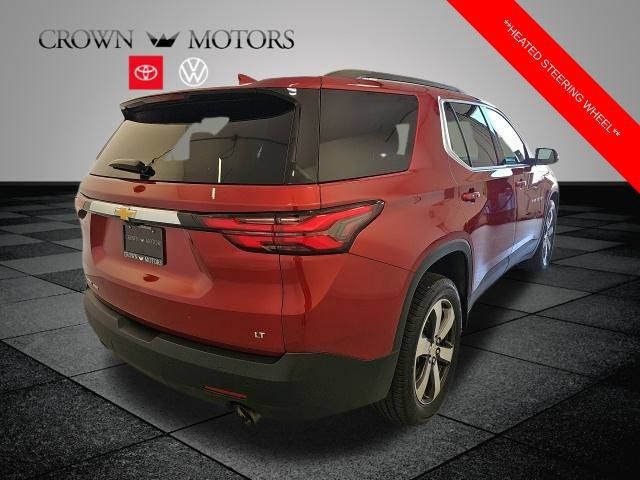 Used 2022 Chevrolet Traverse LT w/ LT Premium Package AWD/4WD image 6
