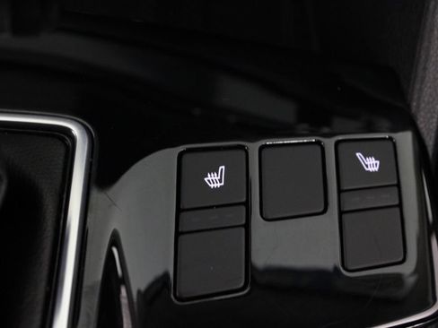 Used 2025 Kia Sportage EX FWD image 24