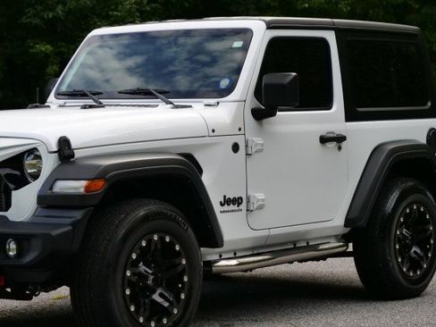 Used 2022 Jeep Wrangler Sport image 25