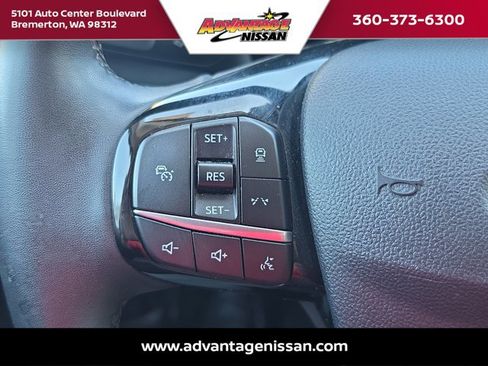 Used 2024 Ford Escape Platinum AWD/4WD image 12