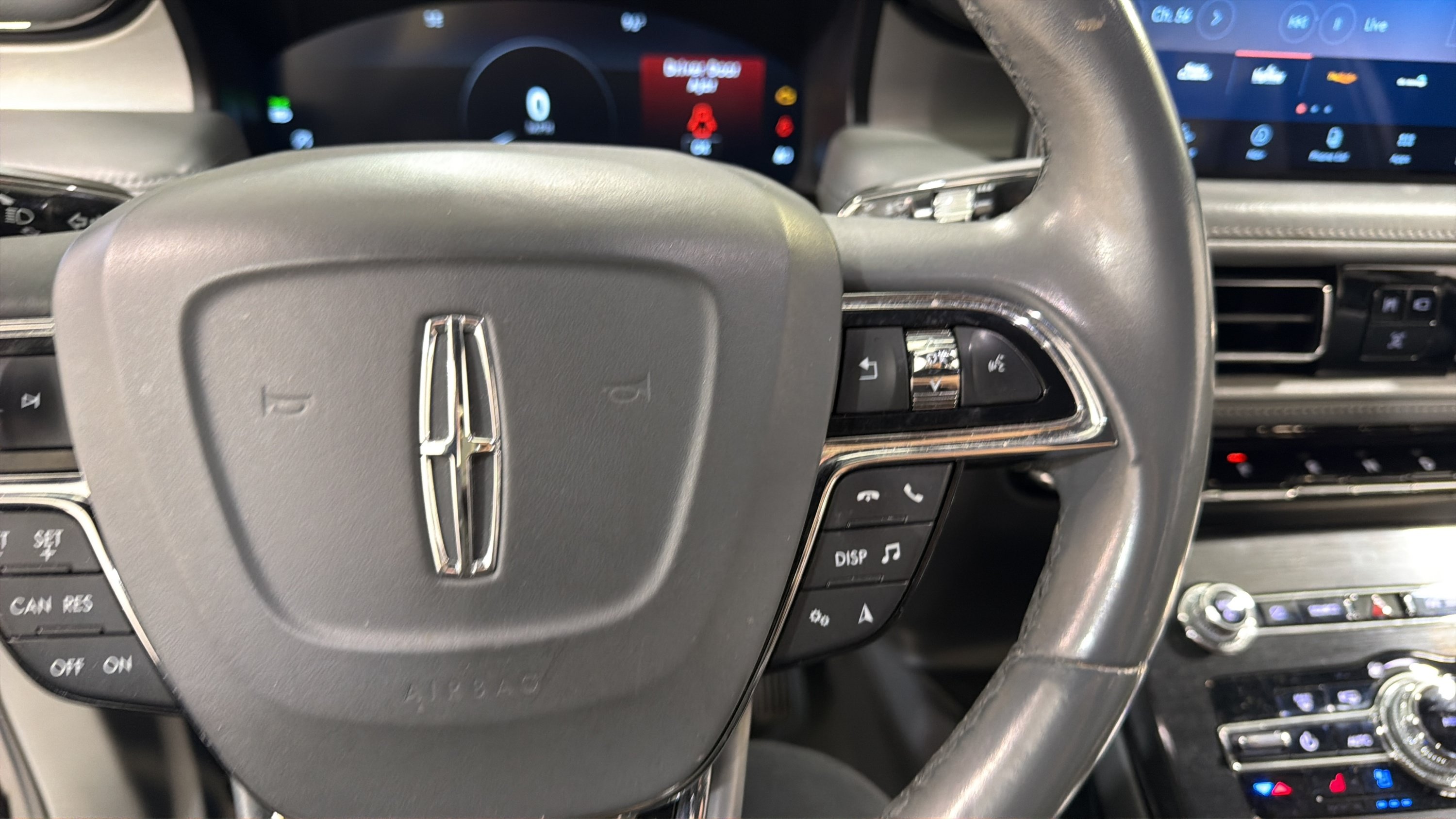 Used 2022 Lincoln Nautilus Reserve FWD image 14