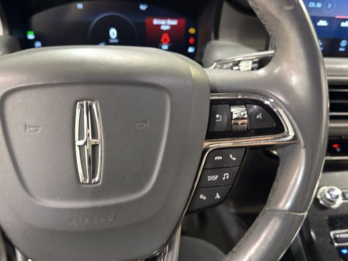 Used 2022 Lincoln Nautilus Reserve FWD image 14