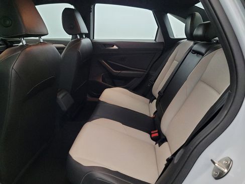 Used 2019 Volkswagen Jetta R-Line FWD image 18