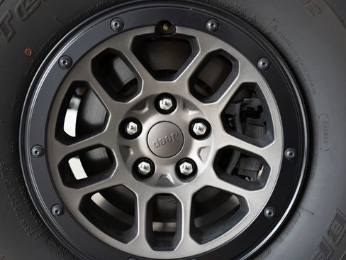 Used 2023 Jeep Wrangler Unlimited Rubicon 392 AWD/4WD image 84
