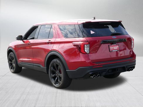 Used 2022 Ford Explorer ST w/ Equipment Group 401A AWD/4WD image 5