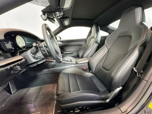 Used 2022 Porsche 911 Carrera S image 5