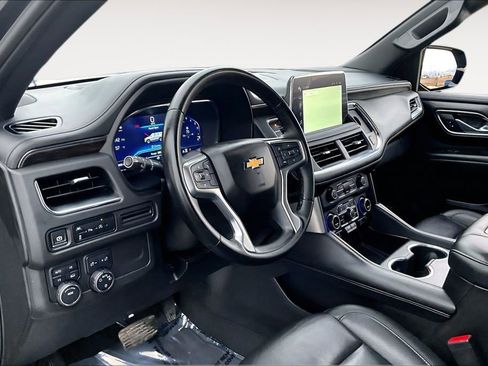 Used 2024 Chevrolet Suburban LT image 14