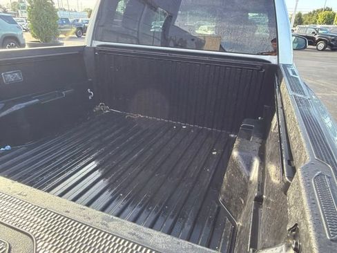 Used 2025 Toyota Tacoma TRD Sport AWD/4WD image 10