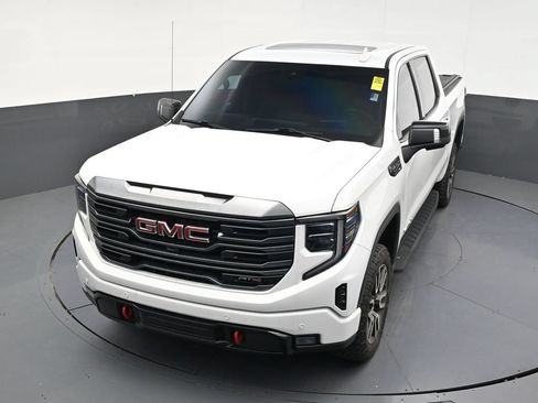 Used 2023 GMC Sierra 1500 AT4 w/ AT4 Premium Package AWD/4WD image 19