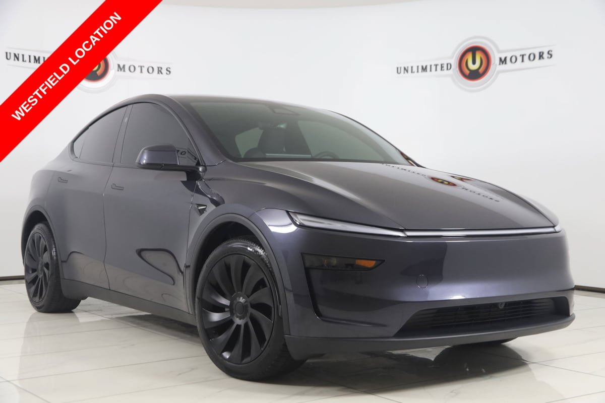 Used 2026 Tesla Model Y AWD image 1