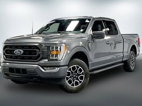 Used 2022 Ford F150 XLT w/ Equipment Group 302A High AWD/4WD image 3
