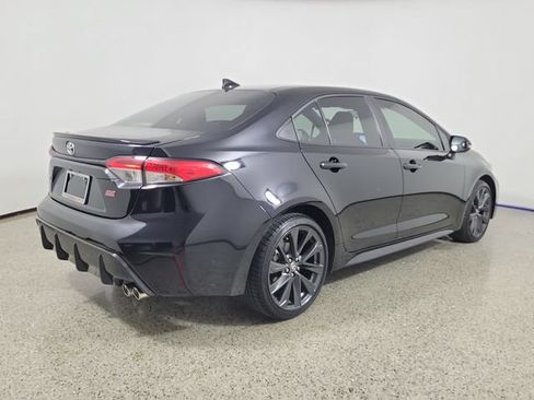 Used 2025 Toyota Corolla SE FWD image 5
