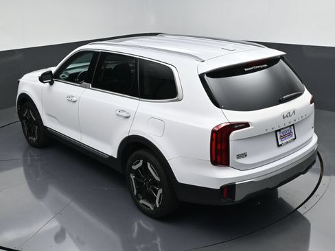 Used 2024 Kia Telluride S w/ S Sunroof Package AWD/4WD image 52