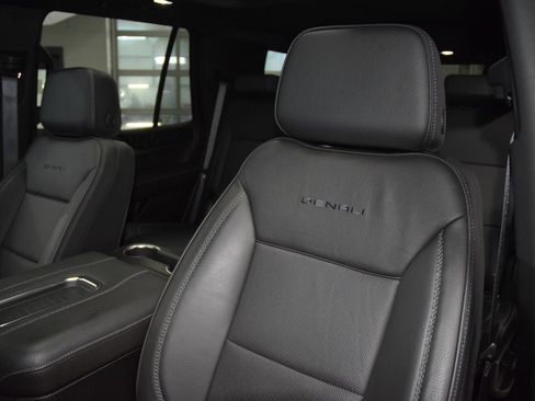 Used 2024 GMC Yukon Denali w/ Max Trailering Package AWD/4WD image 43