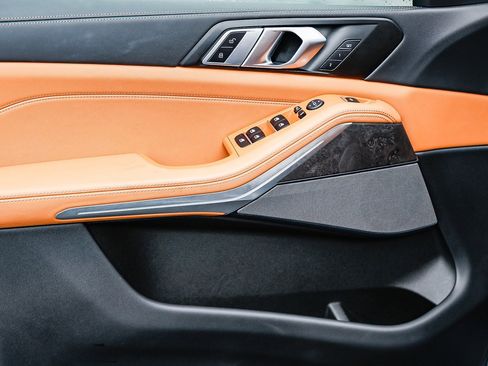 Used 2025 BMW X5 sDrive40i image 21