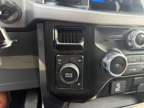 Used 2024 Ford F150 XLT image 37