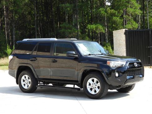 Used 2016 Toyota 4Runner 2WD SR5 image 34