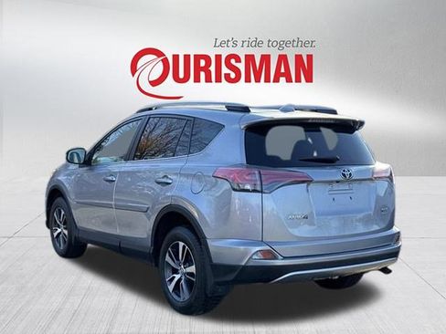 Used 2017 Toyota RAV4 XLE image 4