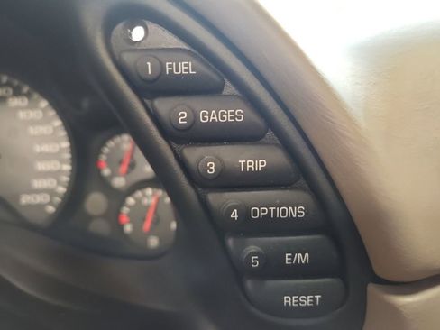 Used 2003 Chevrolet Corvette Coupe w/ Preferred Equipment Group image 18