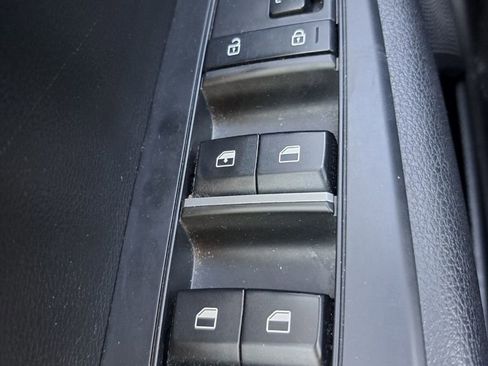 Used 2023 Kia Forte LXS image 16