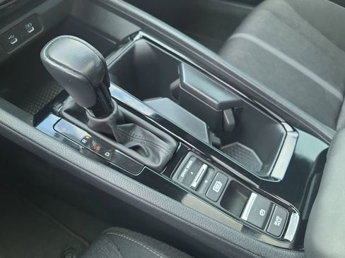 Used 2023 Honda Accord Sport image 25