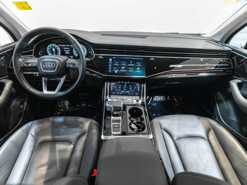 Used 2025 Audi Q7 3.0T Premium Plus AWD/4WD image 13