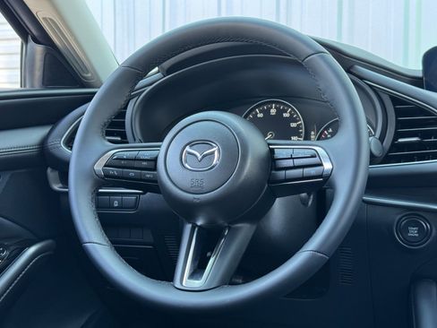 Used 2025 MAZDA MAZDA3 s image 17