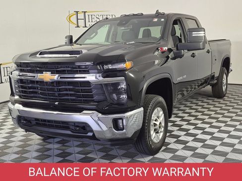Certified 2024 Chevrolet Silverado 2500 LT w/ All Star Edition AWD/4WD image 4