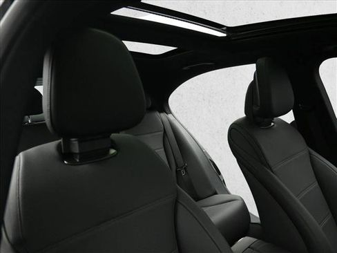 Certified 2025 Mercedes-Benz C 300 4MATIC Sedan image 29