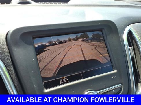 Used 2024 Chevrolet Equinox LT FWD image 27