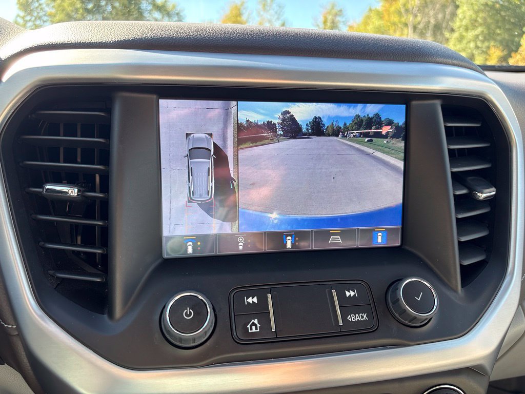 Used 2023 GMC Acadia SLT w/ Technology Package AWD/4WD image 31