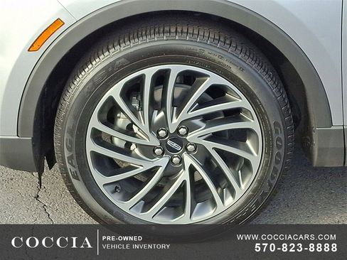 Used 2020 Lincoln Nautilus Reserve image 8