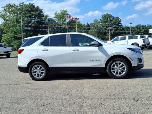 Used 2024 Chevrolet Equinox LT AWD/4WD image 18
