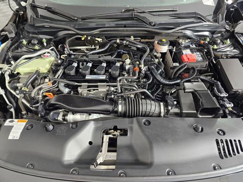 Used 2018 Honda Civic EX image 9