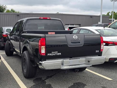 Used 2008 Nissan Frontier SE w/ SE Value Truck Pkg RWD image 11