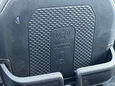 New 2025 RAM ProMaster 2500 w/ Quick Order Package 22G SLT image 12