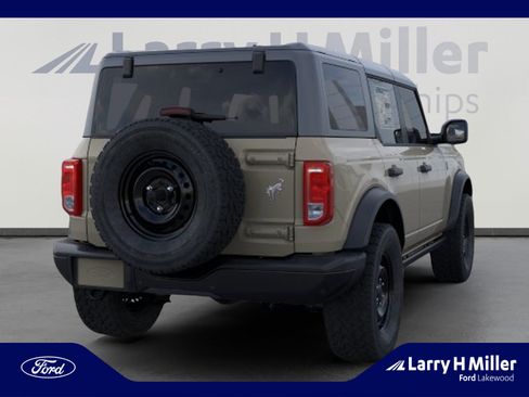 New 2026 Ford Bronco Big Bend w/ Black Diamond Package AWD/4WD image 8