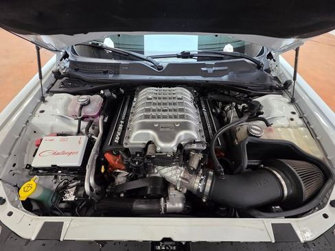Used 2019 Dodge Challenger SRT Hellcat w/ Laguna Leather Package image 23