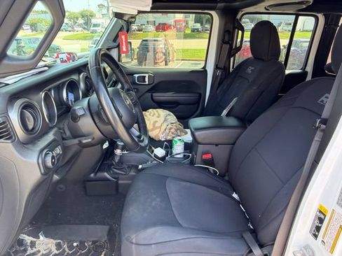 Used 2021 Jeep Wrangler Unlimited Sport AWD/4WD image 3