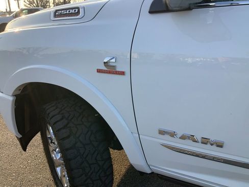 Certified 2022 RAM 2500 Limited w/ Body Color Bumper Group AWD/4WD image 11