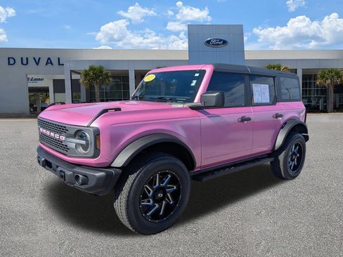 Used 2023 Ford Bronco Badlands w/ Sasquatch Package image 8