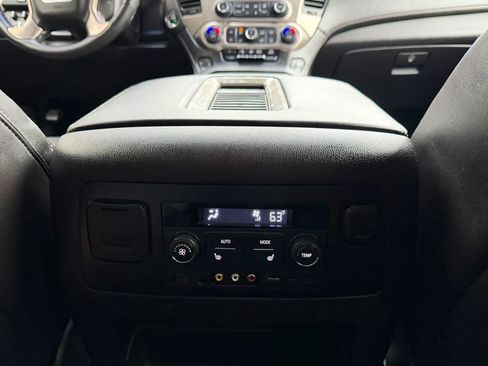 Used 2016 GMC Yukon Denali w/ Open Road Package AWD/4WD image 17