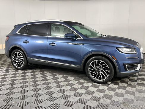 Used 2019 Lincoln Nautilus Reserve AWD/4WD image 3