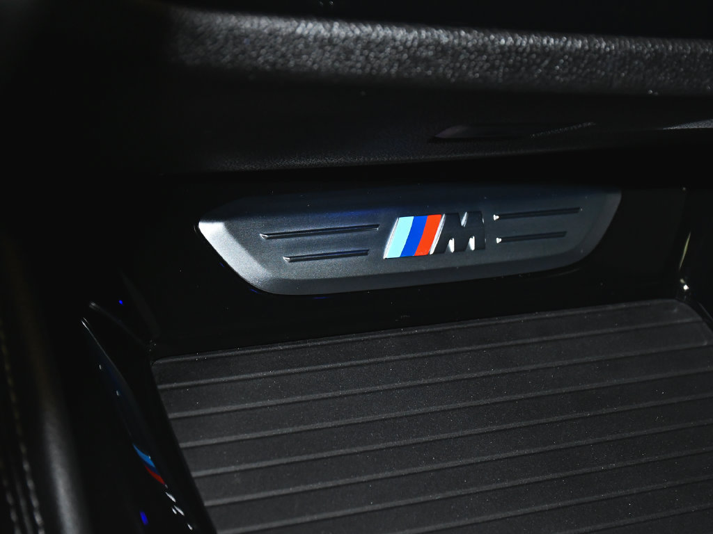 Used 2025 BMW X4 M40i w/ Premium Package AWD/4WD image 47