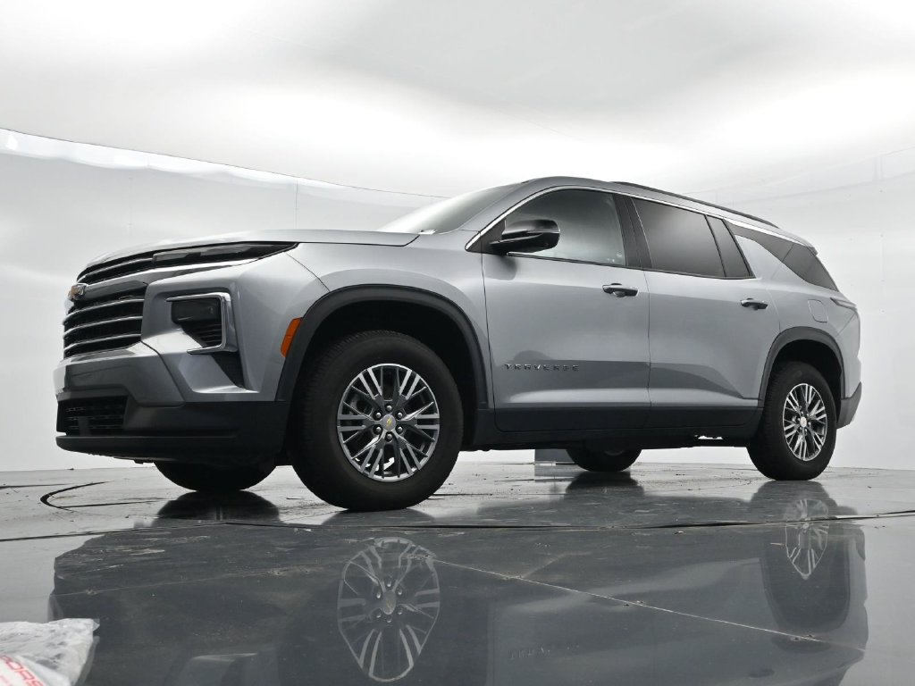 Used 2024 Chevrolet Traverse LT FWD image 26