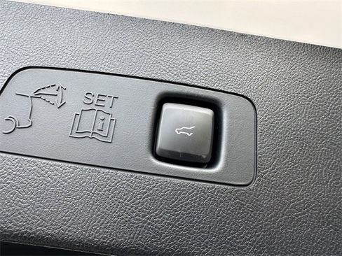 Certified 2023 Lincoln Corsair FWD image 42